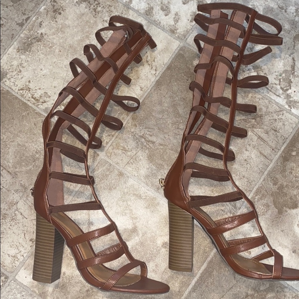 Brown tall stap scandals with heels